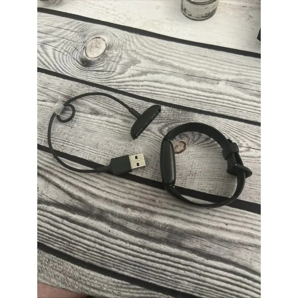 Fitbit Inspire 2 Fitness Tracker